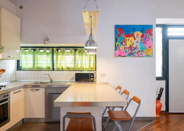 Appartement Guesthost - Statuto With Small Courtyard *